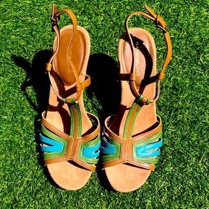 Bandolino Brown and Blue Sandals